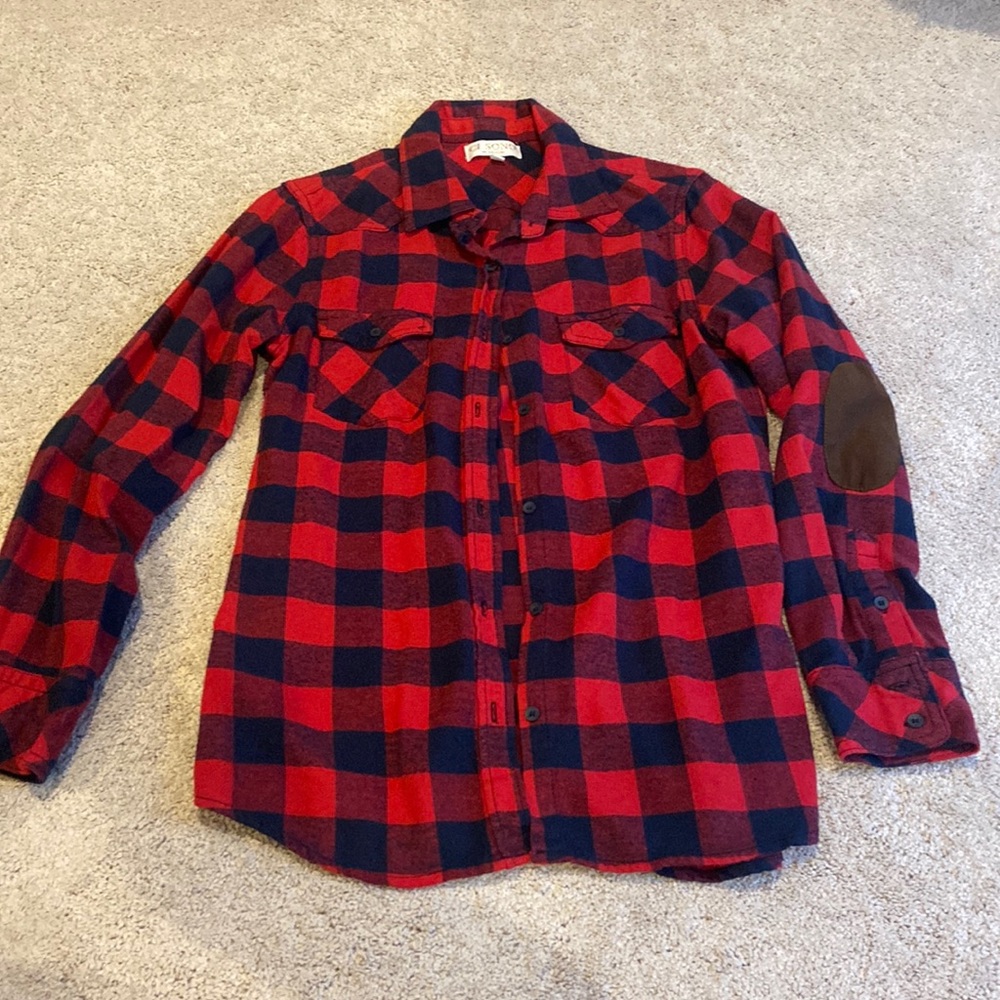 Medium blue/red flannel top
